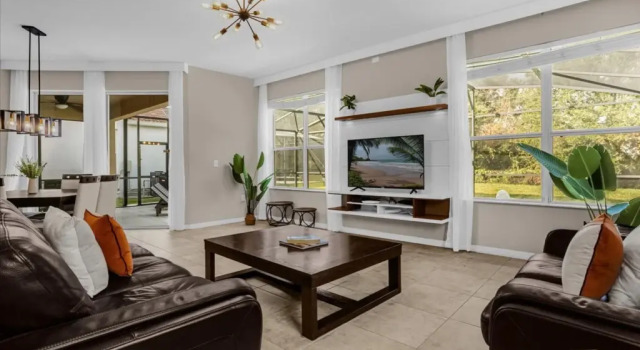 4 Bedrooms - 4 Bathrooms - Bella Vida 440 Lf, Rezerwuj Hotel Hotele w Kissimmee z parkingiem, Parking