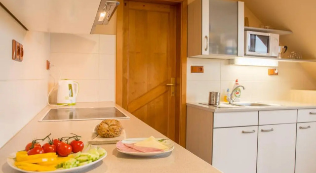 Apartmán Rodvínov, Rezerwuj Apartament Hotele w Central Bohemia z parkingiem, Parking
