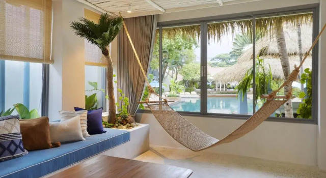 Люкс с 2 комнатами The Peri Hotel Hua Hin
