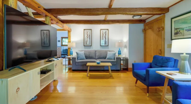 2 Mi to Beach! Cape Cod Family Retreat w/ Deck, Buchen Sie Ferienhaus Brewster Cape Cod