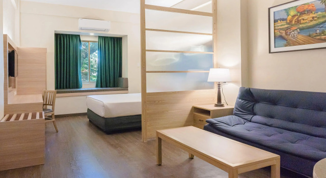 Microtel by Wyndham Tarlac, Book Hotel Hoteller i Tarlac med parkering, Parkering