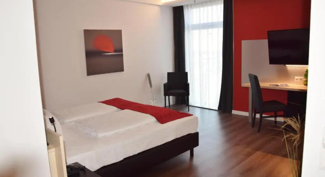 Двухместный номер Pannonia Pannonia Tower