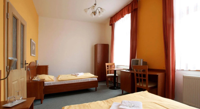 Hotel Antonietta, Забронировать Отель Отели Czech central mountains 3 звезды, 3*
