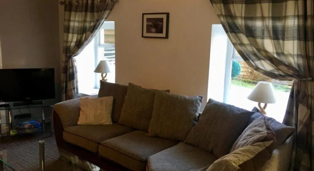 The Guest Wing, Buchen Sie Pension Rothesay Bute