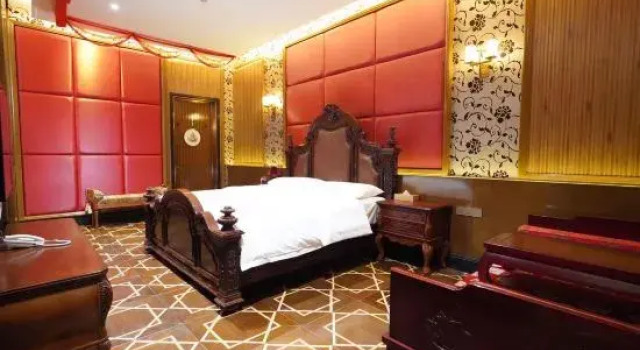 Люкс Deluxe Vienna Classic Hotel (Tianjin Dagang Petrochemical Park)