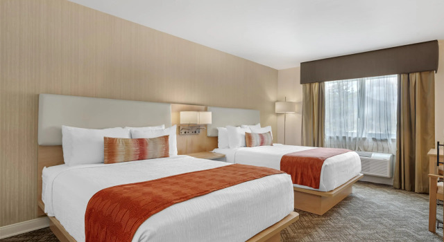 Четырёхместный номер Standard с видом на горы Best Western Vista Inn