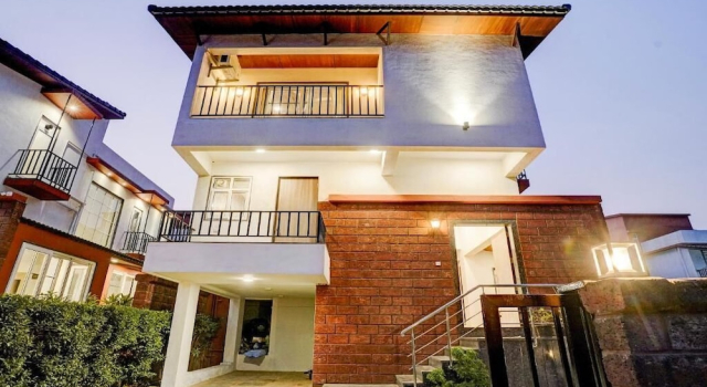 ELIVAAS Signature 3 BHK Aamy Villa with Pvt Pool & Garden, Забронировать Вилла Отели штата Махараштры 3 звезды, 3*