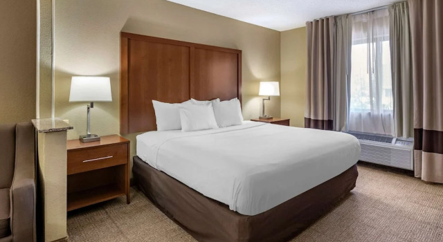 Comfort Inn Moline, Rezerwuj Hotel Hotele SPA w Quad Cities, SPA