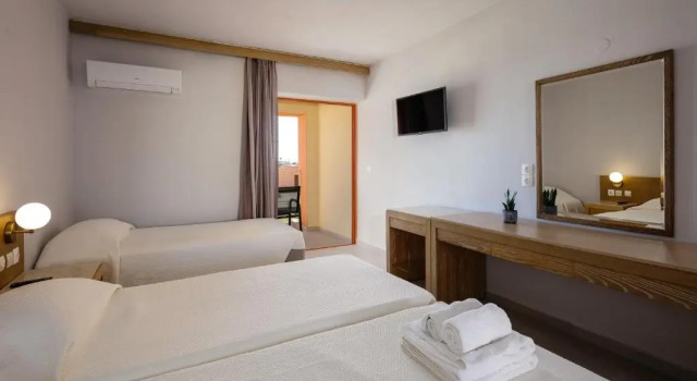Трёхместный номер Standard Rethymno Village