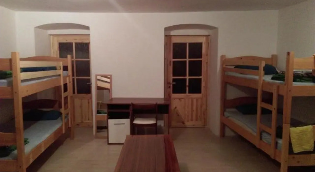 Кровать в общем номере Hostel Sleeping Beauty