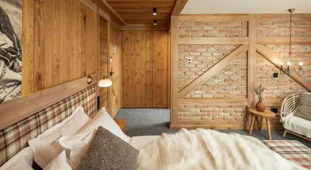 Zara Chalet
