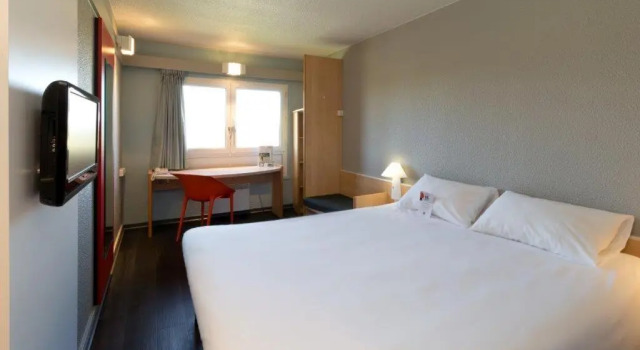 Двухместный номер Standard ibis Epinal Centre