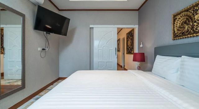 Вилла Deluxe 4BR Entertainment Villa Stan - Pool, Gym, Sauna & Jacuzzi