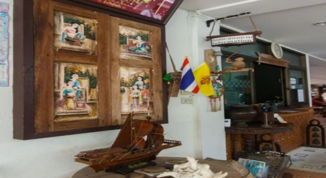 Huahin Place Guest House, Забронировать Отель Хуахин провинция Прачуапкхирикхан, рядом с The East Square Hua Hin