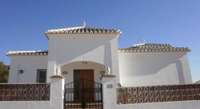 Villa el Vallao Canovas Nerja, Забронировать Вилла Виллы Нерха, рядом с Tuesday Market, Вилла