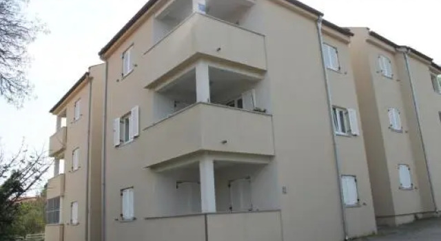 Apartment in Ždrelac with sea view balcony air conditioning Wi Fi, Book Lejlighed Hoteller i Pasman Island med parkering, Parkering