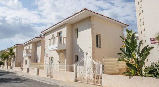 Rent Private Villa 035, Rezervovat Vila Chaty v Protaras, poblíž Pernera P Beach, Chalupa