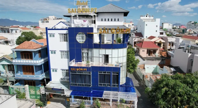 Номер Standard Saigon PT Hotel