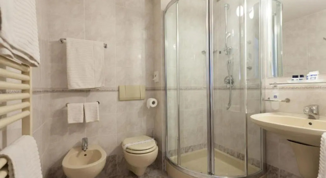 Одноместный номер Standard с балконом Hotel Continental - Tonelli Hotels