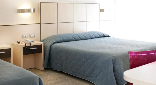 Трёхместный номер Standard с видом на бассейн Hotel Miorelli
