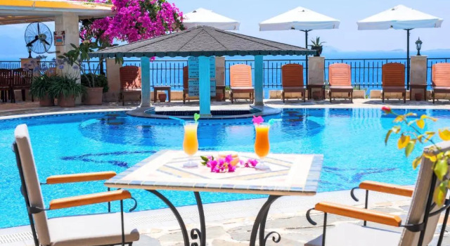 Двухместный номер Standard с видом на сад Hadrian Hotel