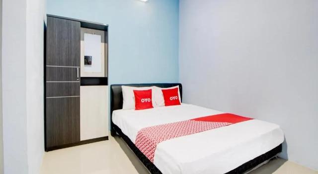 Hotel O Alun-Alun Purwokerto Near Gor Satria Purwokerto Formerly Guest House Blessing