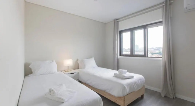 2BR Flat w/ AC & Great Views by LovelyStay