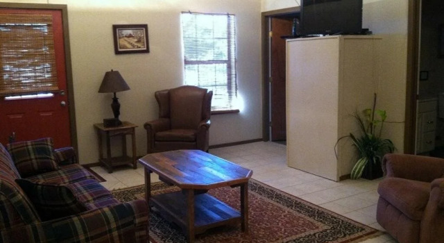 Dinosaur Trail Cabins & Cottages