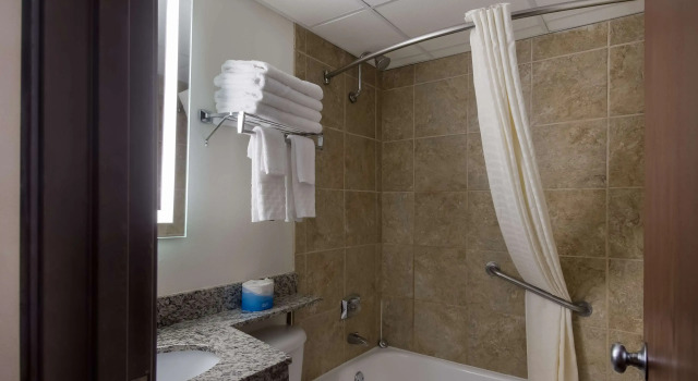Четырёхместный номер Standard Best Western Bemidji
