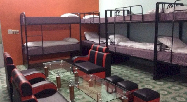 Phong Nha Backpacker Hostel, Book Hostel / Vandrerhjem Hostels i Quang Binh, Hostel / Vandrerhjem
