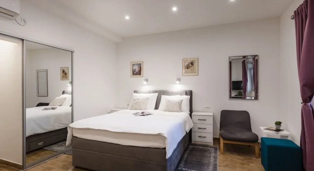 Студия Superior с балконом Apartments Martha