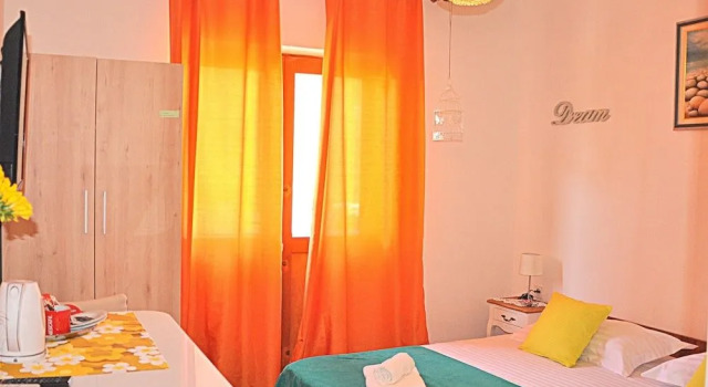 Rooms Ana