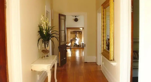 Cambridge Villa