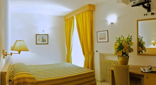 Трёхместный номер Standard Hotel La Luna