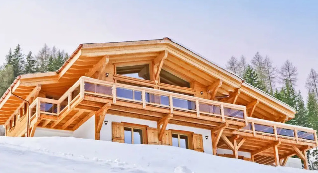 Grand Holiday Home With Sauna in Riddes, Prenota Casa vacanze La Tzoumaz 