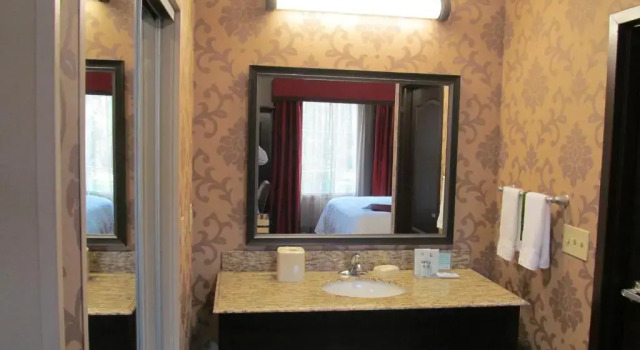 Двухместный номер Deluxe Hampton Inn and Suites Hope