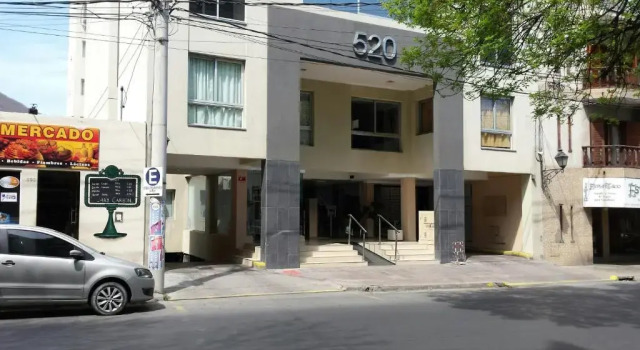 Departamento Dean Funes, Забронировать Отель Отели Сальта с бассейном, рядом с La Merced Church, Бассейн