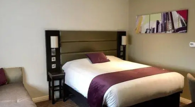 Номер Standard Premier Inn Birmingham Cc Bridge Street