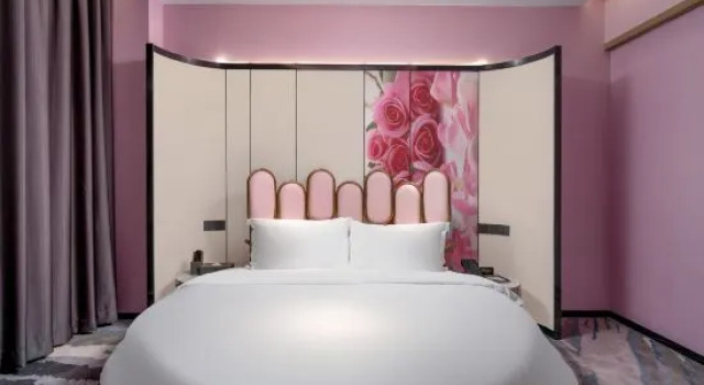 Люкс Jinhui Royal Navigation International Hotel