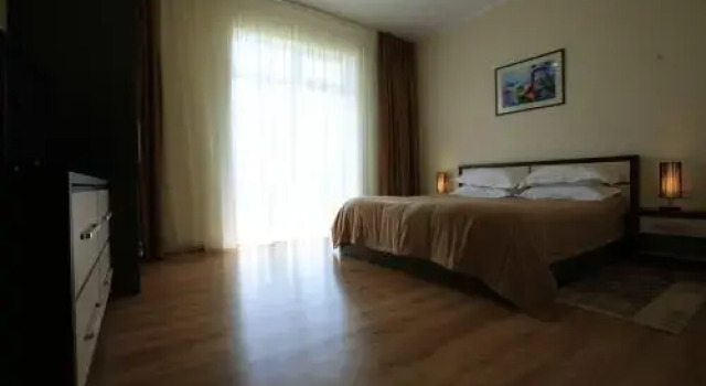 Karven Four Seasons, Book Hotel Hoteller i Issyk-Kul Region med pool, Swimmingpool