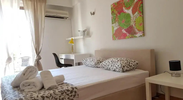 Errathens Wheat Apartment - Athens Center, 3 Bd, 1 Bath