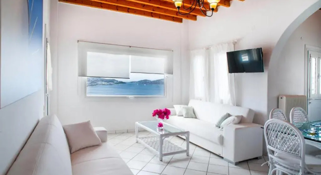 Вилла с 3 комнатами Adikri Villas & Suites