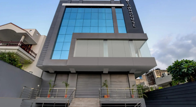 OYO Townhouse 207 Hotel Downtown My Stay, Rezervovat Hotel Hotely v Rajasthan s parkováním, Parkování
