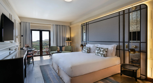 Номер Superior с видом на бассейн Kempinski Hotel San Lawrenz