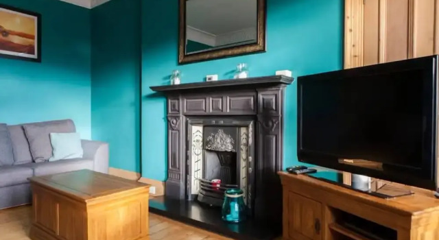 2 Bedroom Flat With Free Parking Nearby Accommodates 6, Prenota Hotel Edimburgo 