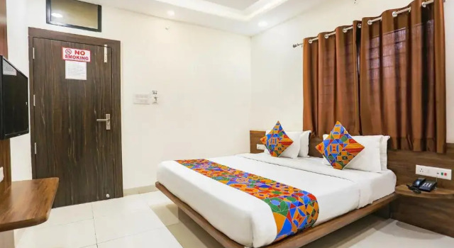 Fabhotel Balaji Paradise
