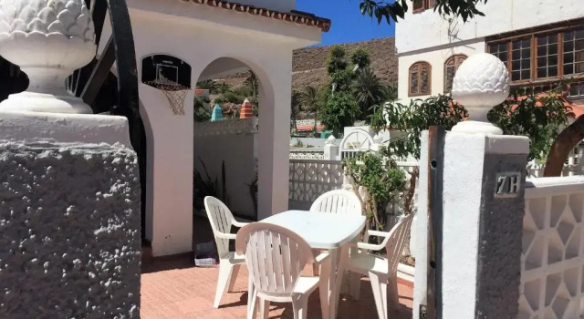 Коттедж La Palmera1 casa al primer piso con 2 dormitorios - Two Bedroom House on the first floor --- La Palmera 2 casa en planta baja con 1 dormitorio, One Bedroom House on the Ground Floor