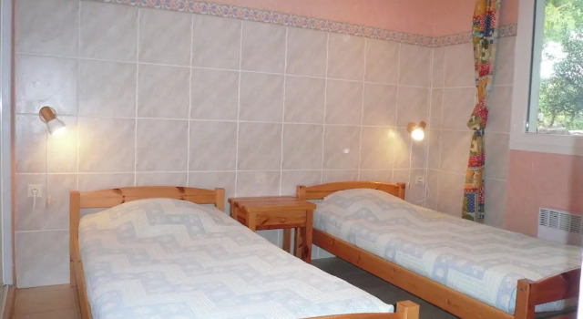 Beautiful Holiday Home, Near Centre. Private Pool. Private Garden. Roofed Terrace, Rezervasyon Otel Argeliers Canal du Midi