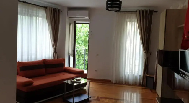 Star Apart, Rezerwuj Apartament Hotele w Carpathians - Romania z parkingiem, Parking