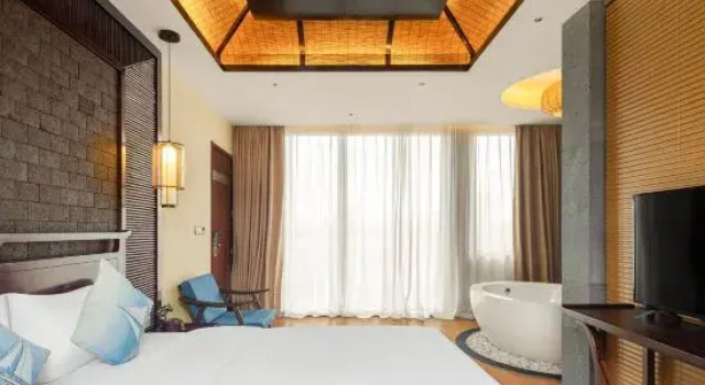 Suite Star & Lake Hotel